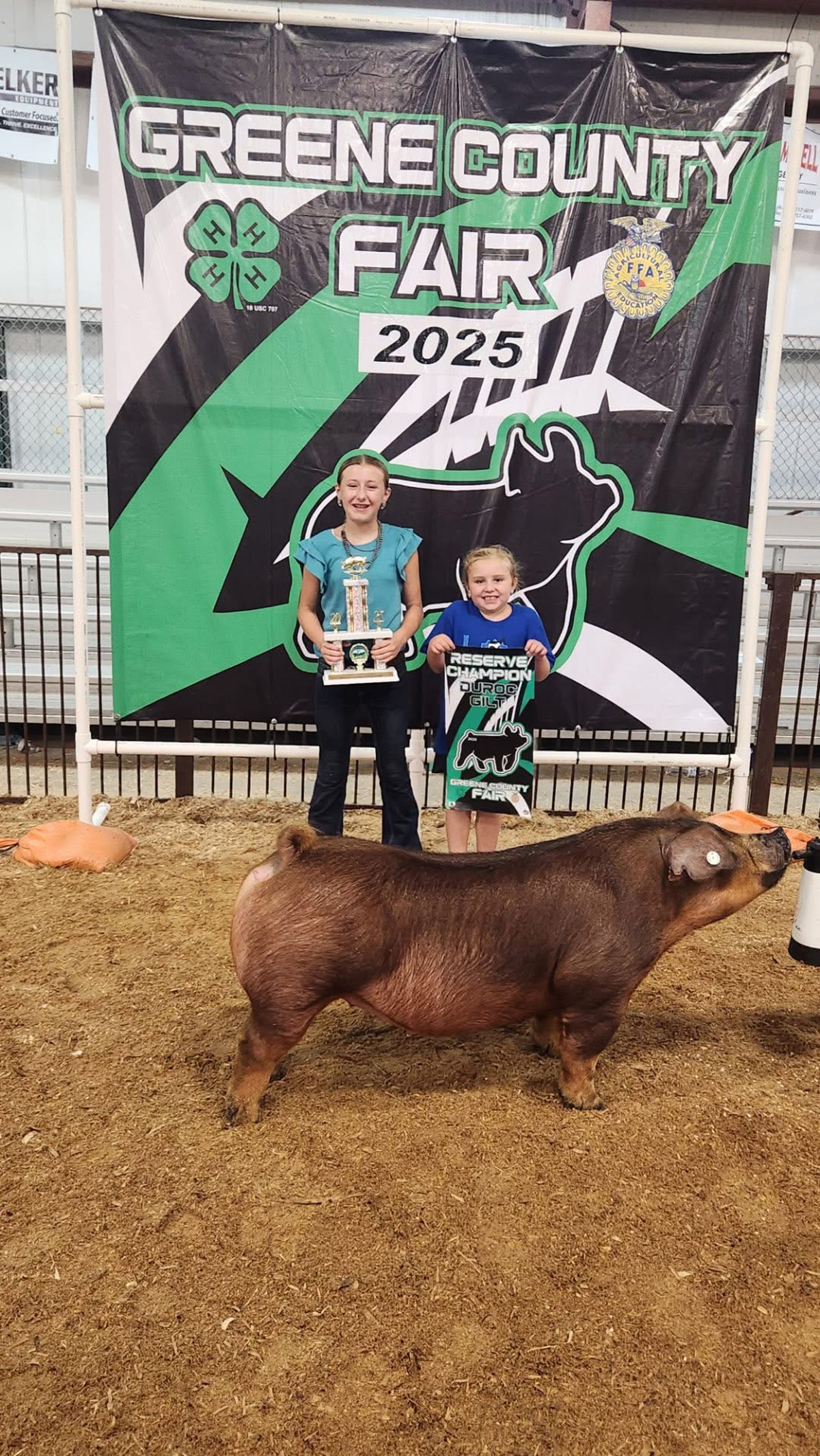Reserve Champion Duroc Gilt & Fifth Overall Market Gilt - Bailee Cooper 2