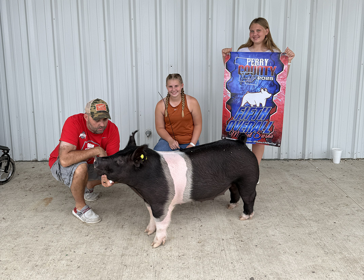 Fifth Overall Market Hog & Division Four Champion - Mia Metzger 2